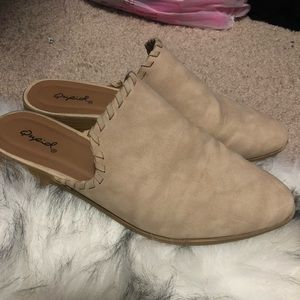Qupid Tan Mules